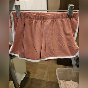 POPULAR BASICS SHORTS
